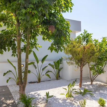 Sunnyvillas-3br New Modern Villa-private Pool-hvn *