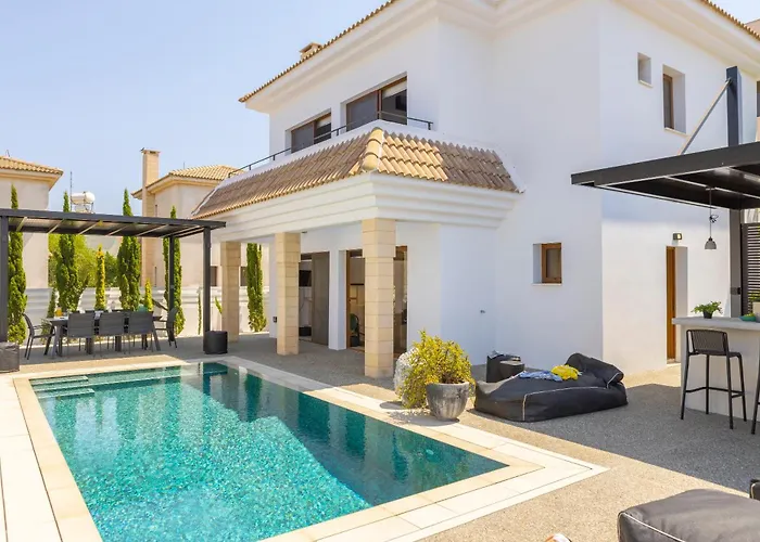 Sunnyvillas-3br New Modern Villa-private Pool-hvn Villa *