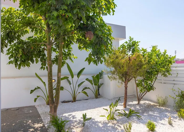 Sunnyvillas-3br New Modern Villa-private Pool-hvn *