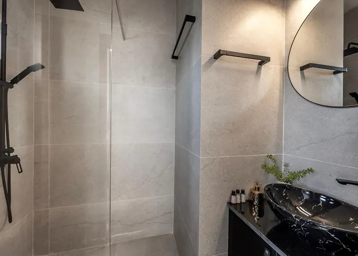 Sunnyvillas-3br New Modern Villa-private Pool-hvn Paralimni