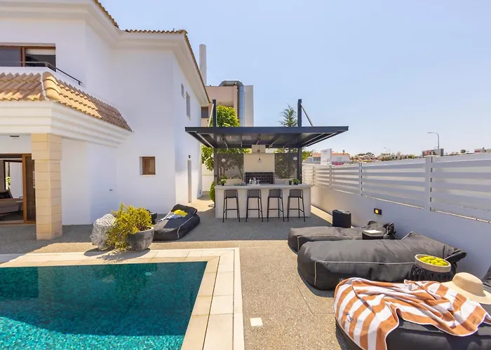 Vila Sunnyvillas-3br New Modern Villa-private Pool-hvn Paralimni